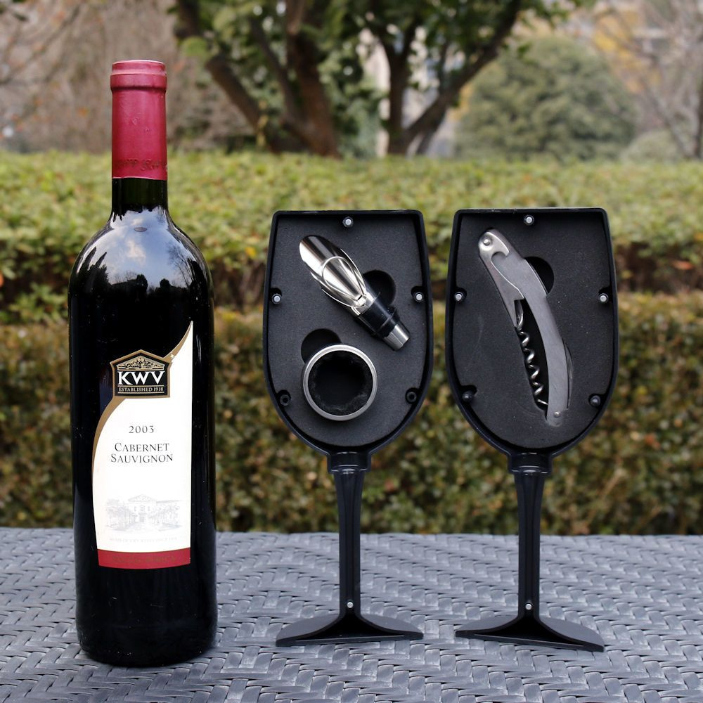 boeket Spelen met wapen DECOPATENTDecopatent® 4-Delige Luxe Wijnset in Wijnglas vorm - Wijn fles  accessoires Set - Wine tools - Wijn Kurken trekker - In Luxe Wijnglas  opbergbox - Cadeau set - 𝕍𝕖𝕣𝕜𝕠𝕠𝕡 ✪ 𝕔𝕠𝕞